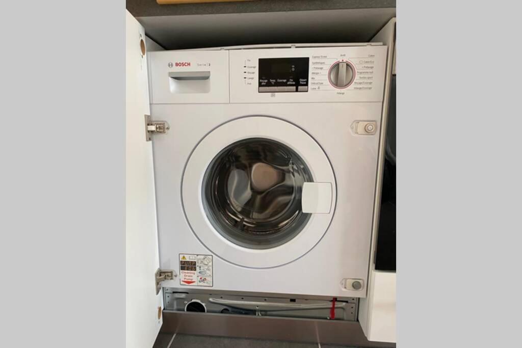 Le Continental Beau T2 Plein Centre + Parking Apartment Annecy Luaran gambar